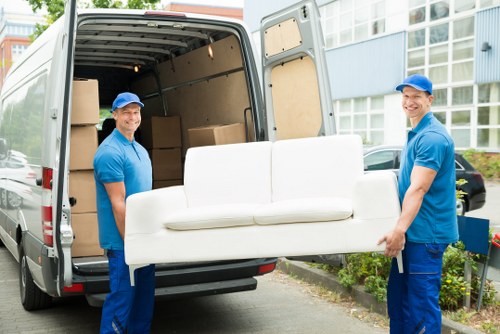 Secure Selfstorage Maidavale payment options illustration