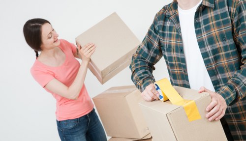 Modern self storage in Maidavale helping create room and order