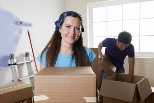Local Maidavale storage service for residential and small business needs